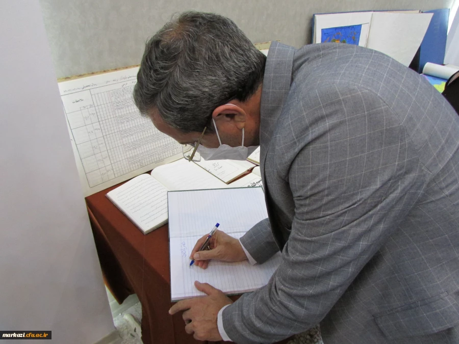 موزه اسناد و مفاخر تربیت معلم استان مرکزی افتتاح شد 6