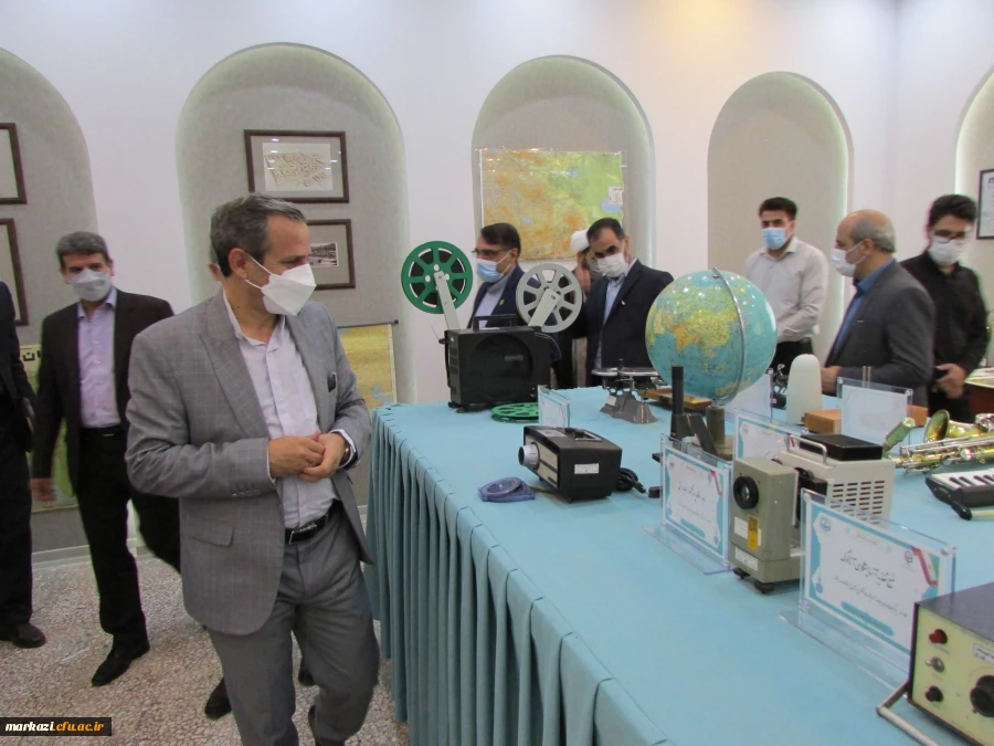 موزه اسناد و مفاخر تربیت معلم استان مرکزی افتتاح شد 10