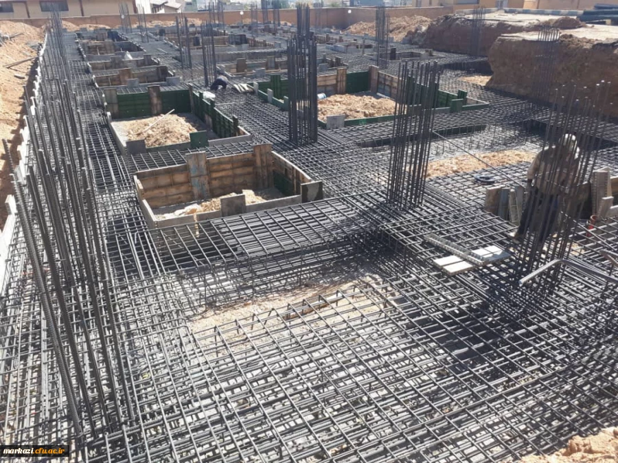 بازدید رئیس مجمع خیرین مدرسه ساز استان مرکزی از پروژه در حال ساخت خوابگاه پردیس زینب کبری (س) 5