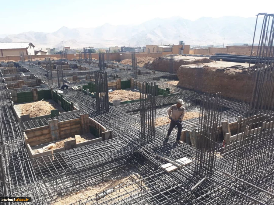 بازدید رئیس مجمع خیرین مدرسه ساز استان مرکزی از پروژه در حال ساخت خوابگاه پردیس زینب کبری (س) 6