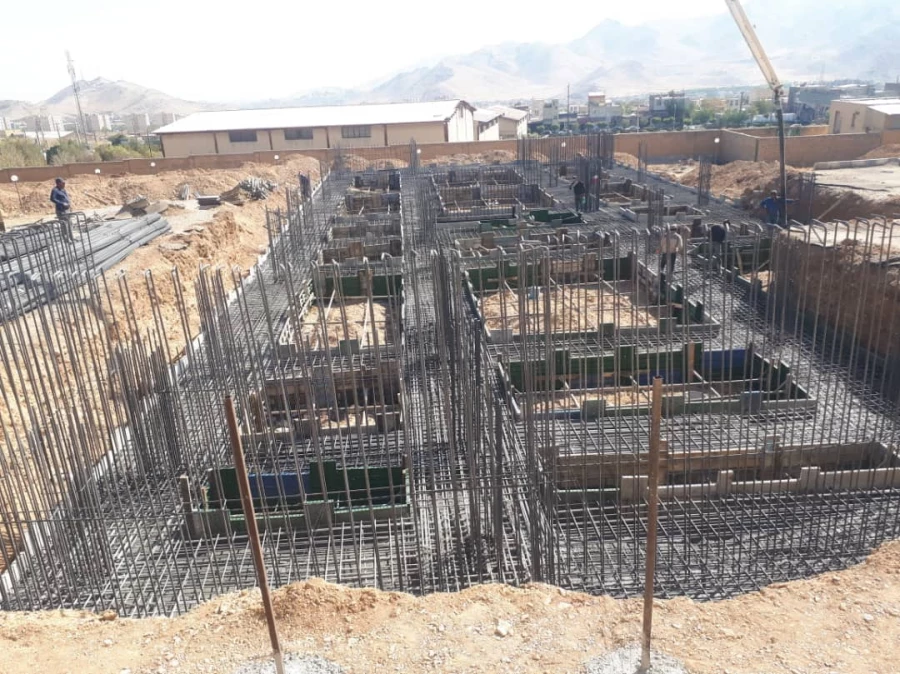 آغاز عملیات بتن ریزی فنداسیون پروژه خوابگاه دانشگاه فرهنگیان پردیس حضرت زینب کبری(س) 8