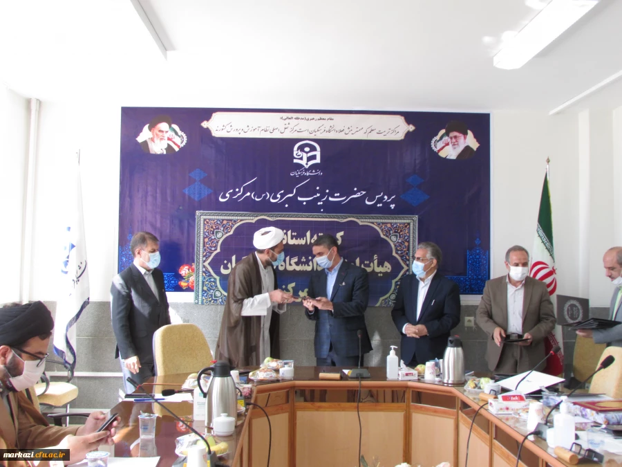 نقش خیرین در شتاب دهی طرح های عمرانی در  دانشگاه فرهنگیان استان بی بدیل است 11