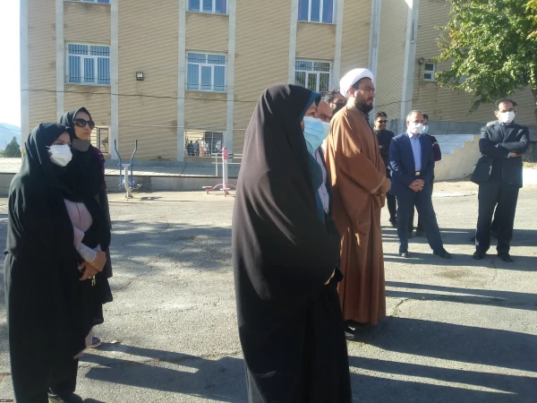 همایش پیاده روی کارکنان پردیس های استان مرکزی به مناسبت هفته تربیت بدنی برگزار شد 11