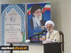 نشست تخصصی سیری در نهج البلاغه با محوریت منزلت زن و جایگاه خانواده 4