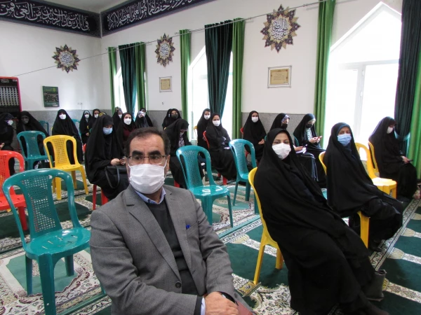 فعالیت های فرهنگی در تربیت معلم یک اصل اساسی و یک ضرورت اجتناب ناپذیر است 7