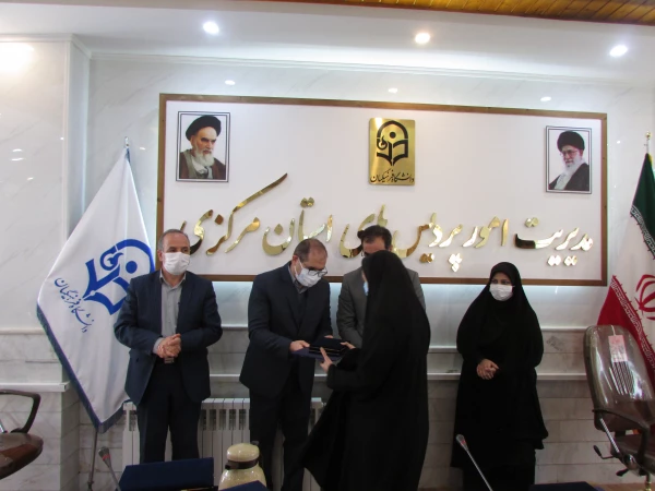 هدف بنیاد پرورش انسان های مولد برای توسعه تعلیم و تربیت است 12