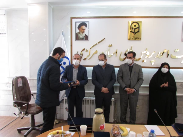 هدف بنیاد پرورش انسان های مولد برای توسعه تعلیم و تربیت است 15