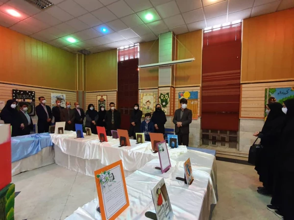 بازدید دانشجویان دانشگاه فرهنگیان استان مرکزی  از کانون پرورش فکری کودکان و نوجوانان استان 8