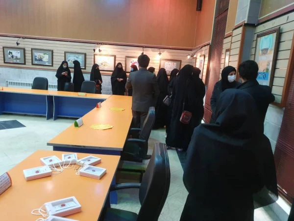 بازدید دانشجویان دانشگاه فرهنگیان استان مرکزی  از کانون پرورش فکری کودکان و نوجوانان استان 9