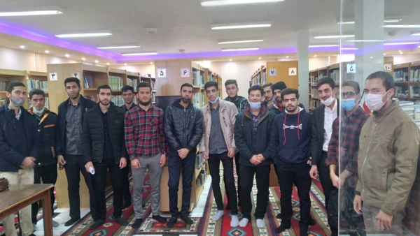 بازدید دانشجویان از کتابخانه پردیس شهید باهنر 3