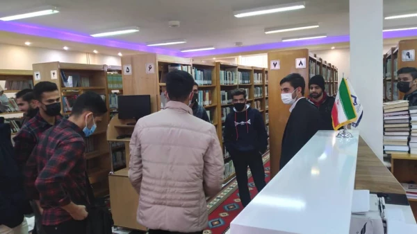 بازدید دانشجویان از کتابخانه پردیس شهید باهنر 5