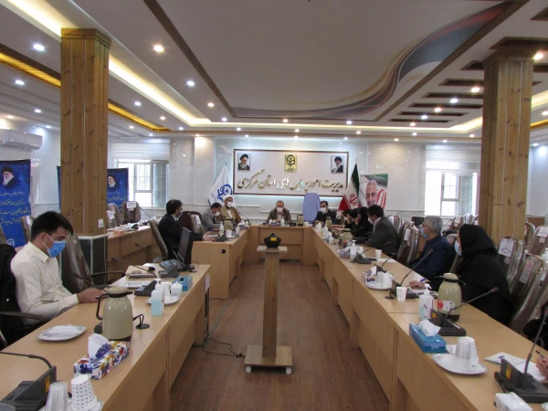 نشست اعضای هیات علمی مولف دانشگاه فرهنگیان استان مرکزی 5