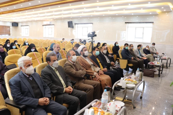 مراسم بزرگداشت هفته پژوهش دانشگاه فرهنگیان استان مرکزی برگزار شد 4