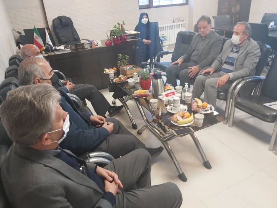 دوازدهمین جلسه هیات مدیره بنیاد خیرین حامی دانشگاه فرهنگیان استان مرکزی برگزار شد 5