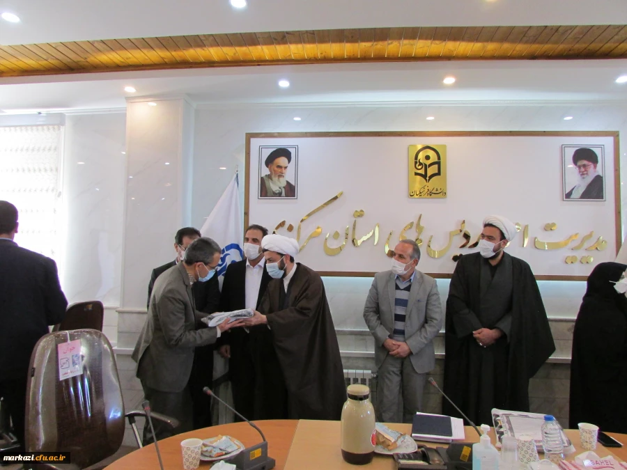 مراسم تجلیل برگزیدگان و فعالان ورزشی به مناسبت هفته تربیت بدنی  13