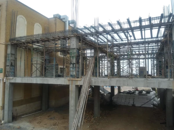 ادامه روند ساخت و تکمیل فاز دوم ساختمان آموزشی پردیس زینب کبری (س) استان مرکزی 3