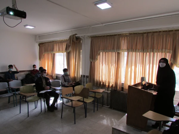 آغاز آموزش حضوری دانشجویان مقطع کارشناسی پردیس های استان  3