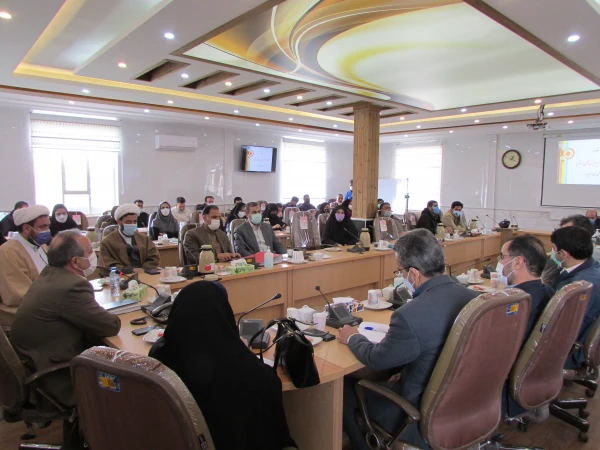 مراسم تقدیر از کارکنان حراست پردیس های استان برگزار شد 6