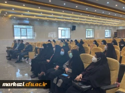 نشست صمیمی مسئولین با دانشجویان 9