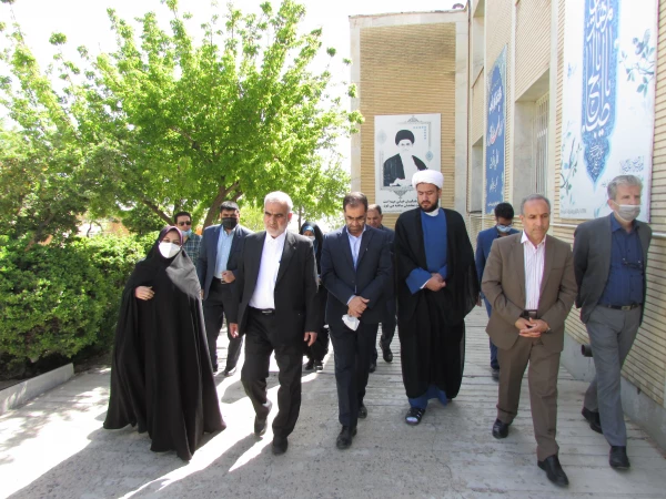 بازدید مدیرکل آموزش و پرورش از پردیس های دانشگاه فرهنگیان استان مرکزی 9