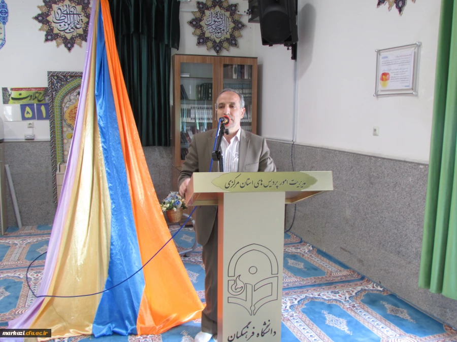 نشست صمیمی مسئولین با دانشجویان 2