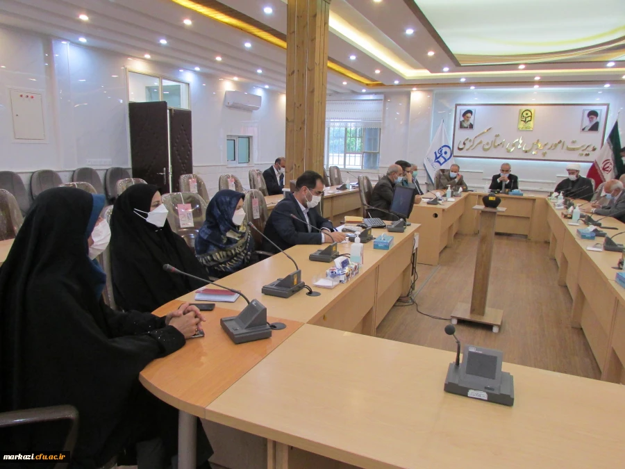 چهاردهمین جلسه مجمع خیرین استان مرکزی حامی دانشگاه فرهنگیان برگزار شد 3