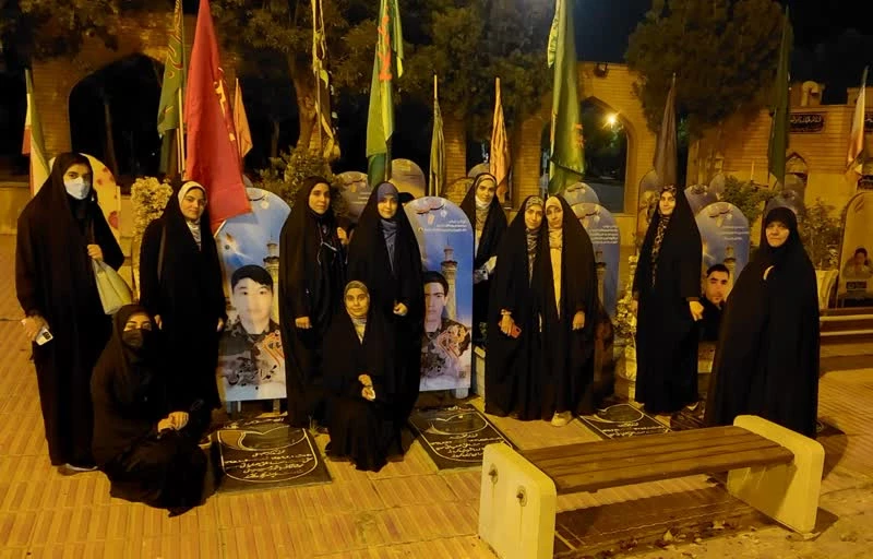 برگزاری اعتکاف و ضیافت شهدایی 11