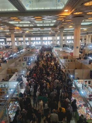 بازدید دانشجویان دانشگاه فرهنگیان استان مرکزی از نمایشگاه کتاب 5