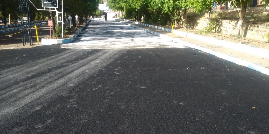 زیبا سازی محوطه پردیس زینب کبری (س) 4