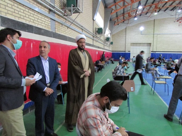 بازدید رئیس دانشگاه فرهنگیان استان از محل برگزاری امتحانات 3