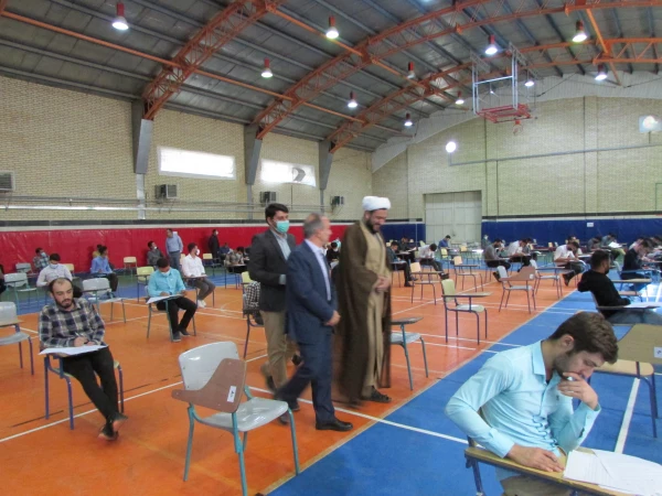 بازدید رئیس دانشگاه فرهنگیان استان از محل برگزاری امتحانات 5