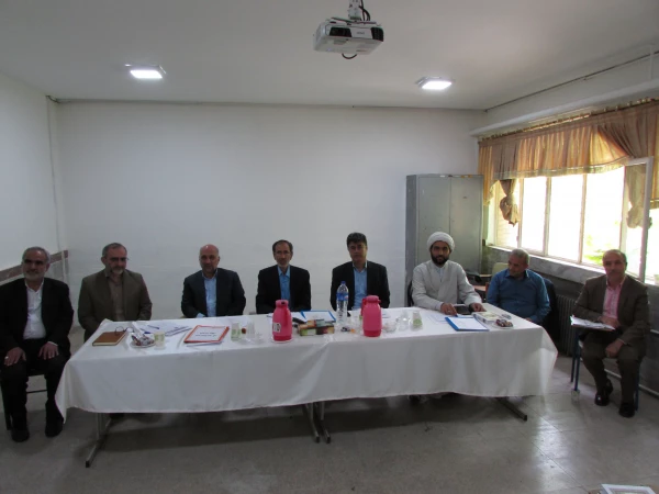 بازدید استاندار از مراحل مصاحبه پذیرفته شدگان ازمون استخدامی آموزش و پرورش 4