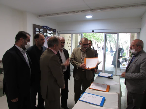 بازدید استاندار از مراحل مصاحبه پذیرفته شدگان ازمون استخدامی آموزش و پرورش 5