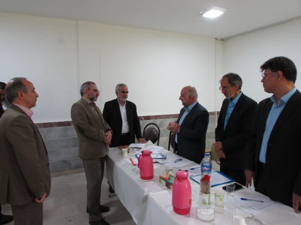 بازدید استاندار از مراحل مصاحبه پذیرفته شدگان ازمون استخدامی آموزش و پرورش 6