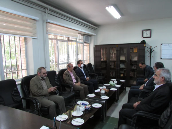 بازدید استاندار از مراحل مصاحبه پذیرفته شدگان ازمون استخدامی آموزش و پرورش 7