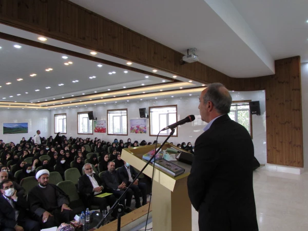 آیین افتتاحیه دوره آمادگی آموزشی ، فرهنگی ، تربیتی و اعتقادی دانشجویان ورودی 98 رشته آموزش ابتدایی 3