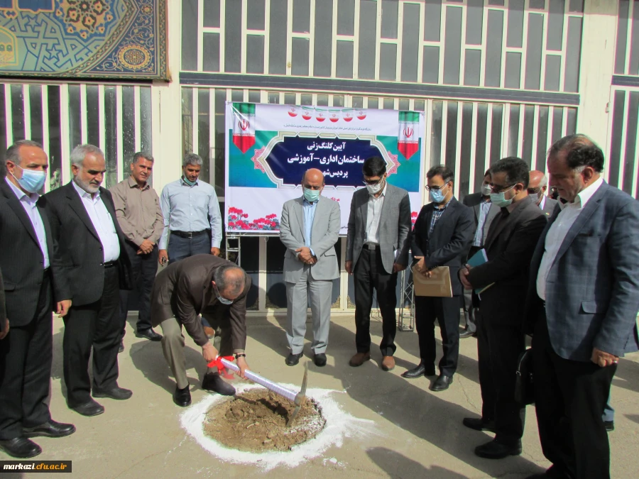 کلنگ زنی ساختمان آموزشی