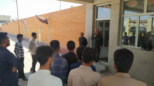 بازدید دانشجویان دانشگاه فرهنگیان استان مرکزی از موزه دفاع مقدس 8