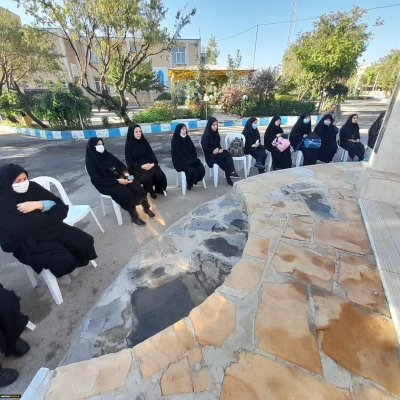 اعزام دومین کاروان دانشجویی دانشگاه فرهنگیان استان مرکزی به مراسم پیاده روی اربعین 3