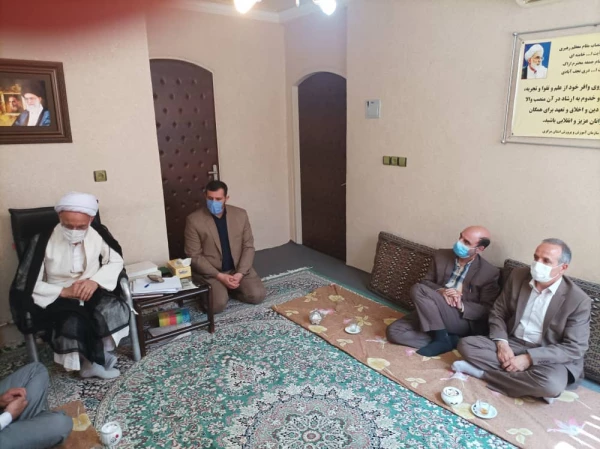 دیدار رئیس دانشگاه فرهنگیان استان با نماینده ولی فقیه در استان 4