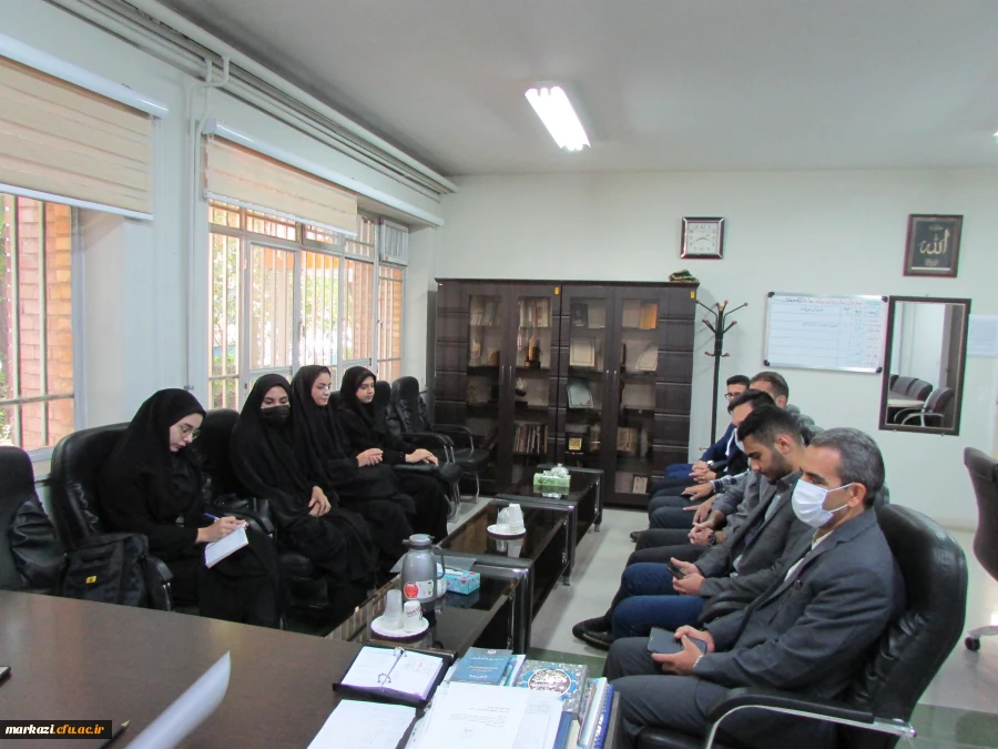 نشست هم اندیشی اعضای شورای صنفی دانشجویان با رئیس دانشگاه 2