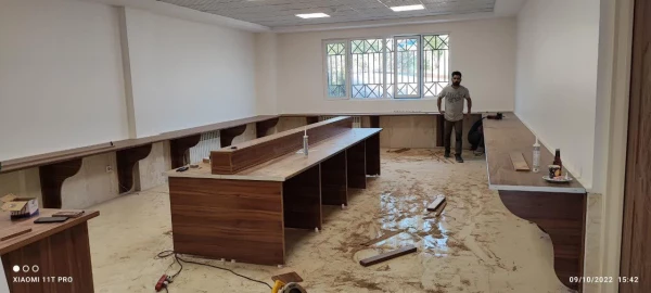 تجهیز و بروز رسانی سایت  و کارگاه های عمومی کامپیوتر پردیس های استان 5