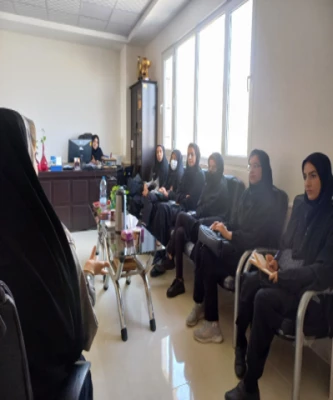 اولین جلسه کانون همیاران سلامت جسم و روان 4