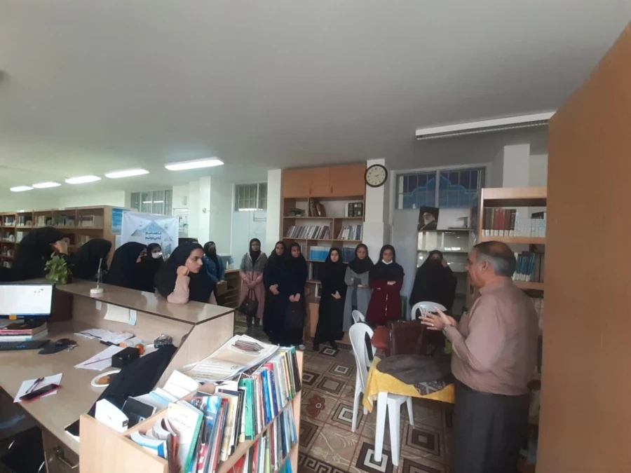 جلسه آموزشی "کتابخانه من کلاس من" 4