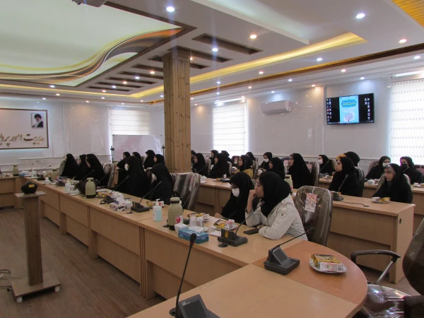 تجلیل از رتبه های برتر کنکور 6تجلیل از رتبه های برتر کنکور 8