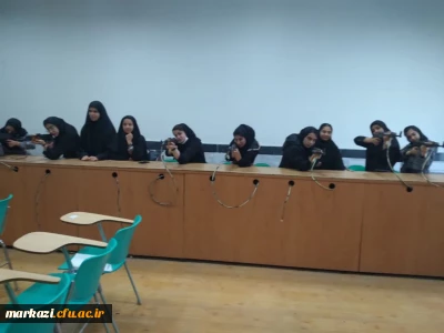 در پردیس زینب کبری(س) برگزار شد:

دوره آموزشی تیراندازی دختران
