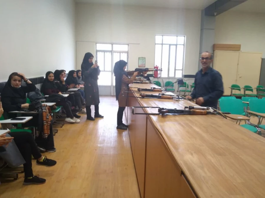 دوره آموزشی تیراندازی دختران 3