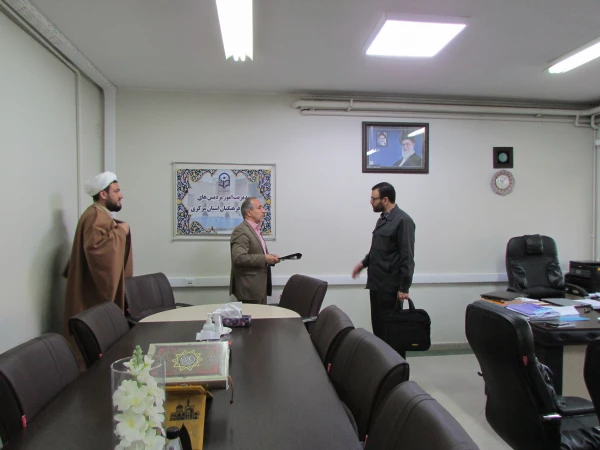 دیدار رئیس دانشگاه فرهنگیان استان مرکزی با فرمانده ناحیه بسیج دانشجویی استان 4