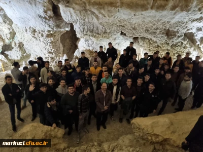 به مناسبت روز دانشجو برگزار شد:

اردوی دلیجان و محلات ویژه دانشجویان