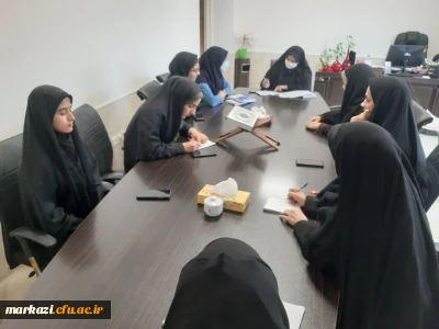 در پردیس زینب کبری(س) صورت گرفت:

تقدیر از دانشجویان کانون همیاران سلامت و شورای صنفی